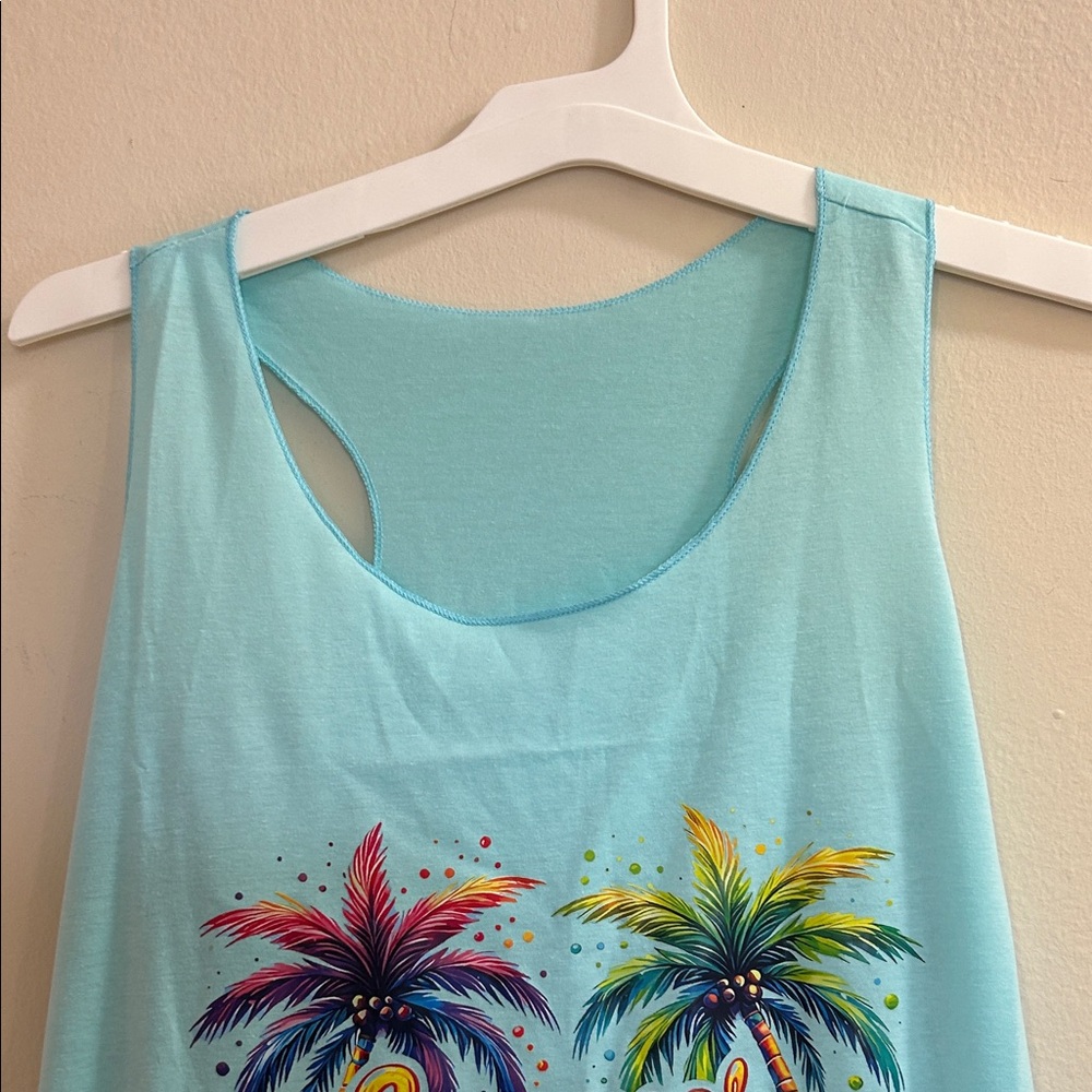 Summer Vibes Graphic Tank Top - Picture 4 of 8